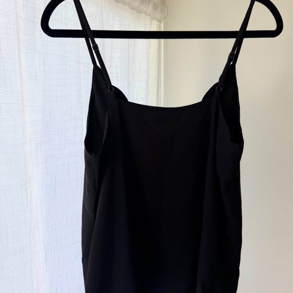 Women's Socialite Scalloped Tank - Picture 3 of 4